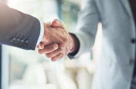 Ποιες εταιρείες τροφίμων γύρισαν «σελίδα» μέσα στο καλοκαίρι