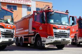 Παρελήφθησαν 14 νέα υδροφόρα πυροσβεστικά οχήματα 12.000 λίτρων στο Πυροσβεστικό Σώμα