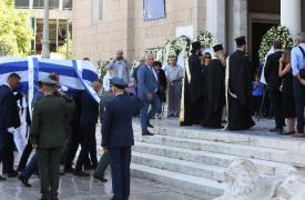 Το τελευταίο αντίο στον Γιάννη Βαρβιτσιώτη - Μητσοτάκης: Μας αφήνεις βαριά κληρονομιά