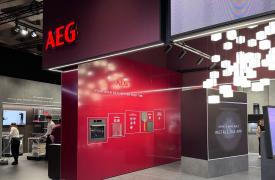 Η AEG ζωντανεύει το «The Art of Hosting» με την πρώτη της εστία για ζυμαρικά