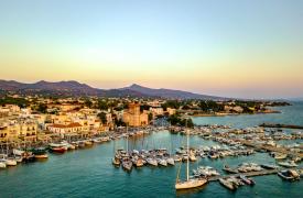 Ferryhopper: Ποια νησιά προτίμησαν Έλληνες και ξένοι ταξιδιώτες το καλοκαίρι του 2026