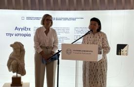 Η υπ. Πολιτισμού Λ. Μενδώνη εγκαινίασε το περίπτερο του ΟΔΑΠ στην 90ή ΔΕΘ
