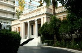 Τα λεφτά με κελεμπία - Εκλογικά σενάρια και δουλειές - Revoil και λήθαργος