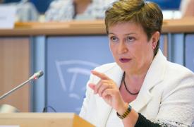 Γκεοργκίεβα (ΔΝΤ): Υποβαθμίζει τις «βραχυπρόθεσμες διακυμάνσεις» του δολαρίου