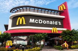 McDonald's: Αυξάνει τα royalties στα νέα καταστήματα franchise για πρώτη φορά εδώ και 30 χρόνια