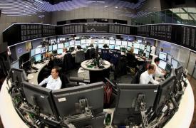 Ευρωαγορές: «Χτίζουν» ξανά αρνητικό σερί όσο πυκνώνουν τα «σύννεφα» της ύφεσης