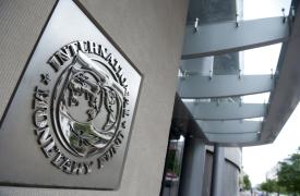 ΗΠΑ: Το ΔΝΤ αναθεώρησε ανοδικά την πρόβλεψή για το ΑΕΠ - «Καμπανάκι» Γκεοργκίεβα για χρέος
