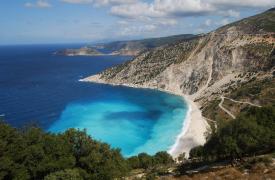 ΕΟΤ: Αφιερώματα σε Φολέγανδρο και Κεφαλονιά στον γαλλικό Τύπο