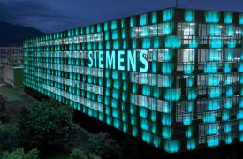 Siemens: Ιστορικό ρεκόρ βιομηχανικών κερδών χάρη στην έκρηξη της τεχνητής νοημοσύνης