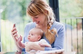 Δημογραφικό: Πόσο επηρεάζει τον δείκτη γεννήσεων η έλευση αλλοδαπών γυναικών στην Ελλάδα