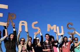 Η Βρετανία επιστρέφει στο πρόγραμμα Erasmus από το 2027