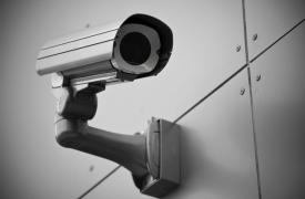 Τοποθέτηση καμερών σε έξι κεντρικούς δρόμους της Αθήνας και 10 λεωφορεία