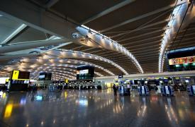 Βρετανία: Νέο ρεκόρ για το αεροδρόμιο Χίθροου το 2025 - Ξεπέρασε τα 84,5 εκατ. επιβάτες