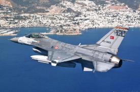 Οπλισμένα τουρκικά F-16 πραγματοποίησαν 10 παραβάσεις και 17 παραβιάσεις στο Αιγαίο