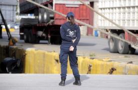 Συλλήψεις για παράνομη ανάθεση διοίκησης λάντζας στο Πέραμα