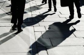 ILO: Προειδοποιεί για 840.000 θανάτους ετησίως λόγω των ψυχοκοινωνικών κινδύνων στην εργασία