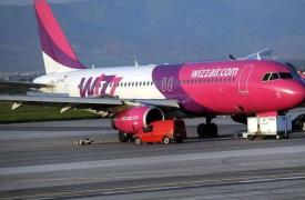 Wizz Air: Τα ακριβά αεροπορικά καύσιμα έπληξαν τα έσοδα