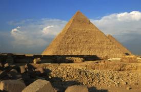 Σημαντική ανακάλυψη στην Αίγυπτο: Οι αρχαιολόγοι έφεραν στο φως τέσσερις τάφους φαραώ και μια μούμια