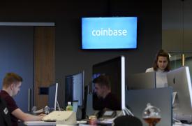 CEO Coinbase: Ευκαιρία για «αλλαγή σελίδας» στα crypto o συμβιβασμός της Binance με την κυβέρνηση των ΗΠΑ