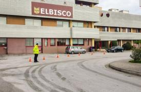 Μειώνονται οι δικαστικές «περιπέτειες» για την Elbisco