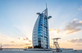 Ντουμπάι: Το εμβληματικό ξενοδοχείο Burj Al ⁠Arab θα κλείσει για 18 μήνες λόγω ανακαίνισης