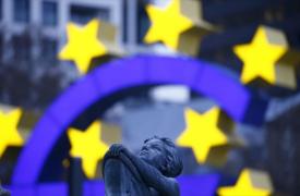 Δύσκολη εποχή για τους Ευρωπαίους που για την ώρα αντέχουν