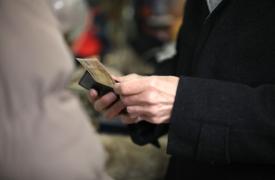 ΓΣΕΕ: Η αύξηση του κατώτατου μόλις 40 ευρώ δεν βοηθά με το αυξημένο κόστος διαβίωσης