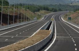 Η χρονική παράταση στο οδικό ΣΔΙΤ «Καλαμάτα - Μεθώνη» φέρνει αποζημιώσεις 79,3 εκατ. στον ιδιώτη (AKTOR)