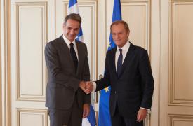Συγχαρητήρια Μητσοτάκη στο νέο πρωθυπουργό της Πολωνίας Ντόναλντ Τουσκ