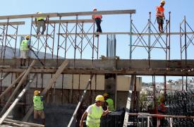 Πώς «ανακατεύεται η τράπουλα» στον ευρύτερο τομέα των κατασκευών – υποδομών