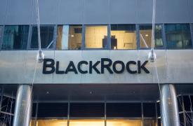 Φινκ της BlackRock: Η απόδοση του 10ετούς ομολόγου των ΗΠΑ θα ξεπεράσει το 5%