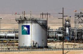 Saudi Aramco: Σχέδιο εξαγωγής πετρελαίου μέσω Ερυθράς Θάλασσας για να αποφύγει τα Στενά του Ορμούζ