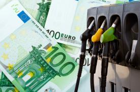 Καύσιμα: Τι πρέπει να κάνετε για να μην σας κλέψουν στην αντλία