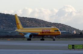 Γερμανία: Αεροσκάφος της DHL συγκρούστηκε με άγνωστο αντικείμενο κοντά στο αεροδρόμιο της Λειψίας