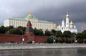 Το Κρεμλίνο απέρριψε τους όρους του Μπάιντεν για τη διεξαγωγή συνομιλιών με τον Πούτιν