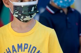 Κορονοϊός: Δεν εξετάζεται επιστροφή της μάσκας στα σχολεία