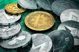 Politico: «Κόντρα» ΕΚΤ - Κομισιόν για τα crypto του Τραμπ - «Κίνδυνος κρίσης» ή «υπερβολική ανησυχία»;