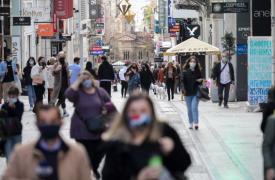 Χειμερινές εκπτώσεις: Πότε ξεκινούν - Ποια Κυριακή θα είναι ανοιχτά τα καταστήματα