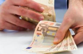 Έρχεται τριπλή πληρωμή αυξημένων επιδομάτων από ΕΦΚΑ και ΟΠΕΚΑ - Οι ημερομηνίες