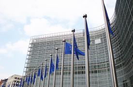 Πρόσληψη 411 διοικητικών υπαλλήλων στην Ευρωπαϊκή Ένωση με μισθό από 6.800 ευρώ