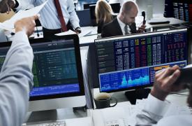 Wall Street: Σε αναζήτηση κατεύθυνσης με τις ανησυχίες για ύφεση στο επίκεντρο