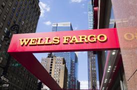 Wells Fargo: Νίκησαν τις προβλέψεις τα προσαρμοσμένα κέρδη, υστέρησαν τα έσοδα από τόκους