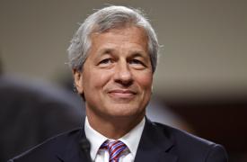 O Dimon της JP Morgan ξεκαθαρίζει: «Δεν θα είμαι υποψήφιος πρόεδρος»