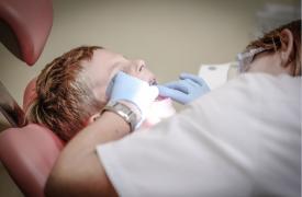 Dentist Pass: Πάνω από 86.000 αιτήσεις σε 15 μέρες - Πώς θα λάβουν οι γονείς τα 40 ευρώ για τον οδοντίατρο του παιδιού