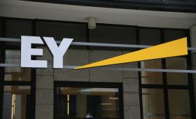 EY-Eurelectric: Ηλεκτρικά οχήματα το 55% των παγκόσμιων πωλήσεων μέχρι το 2030
