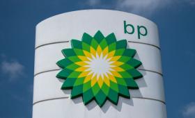 Η BP ρευστοποιεί τις «περιβαλλοντικές ευαισθησίες» - Πουλά όλα τα αιολικά της στις ΗΠΑ