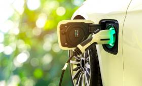 Το 2025 η ΕΕ θα πάρει το προβάδισμα στην αγορά των ηλεκτρικών αυτοκινήτων