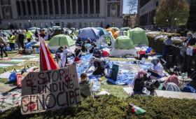 ΗΠΑ: Το πανεπιστήμιο Κολούμπια αναβάλλει την απομάκρυνση των φιλοπαλαιστίνιων διαδηλωτών