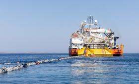 Τα νέα ορόσημα ΑΔΜΗΕ για τις διασυνδέσεις - Όφελος 1 δισ. ετησίως μέσω ΥΚΩ