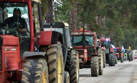 Μπλόκα: Κρίσιμη ημέρα για τις αγροτικές κινητοποιήσεις - «Ακούνητοι» οι αγρότες